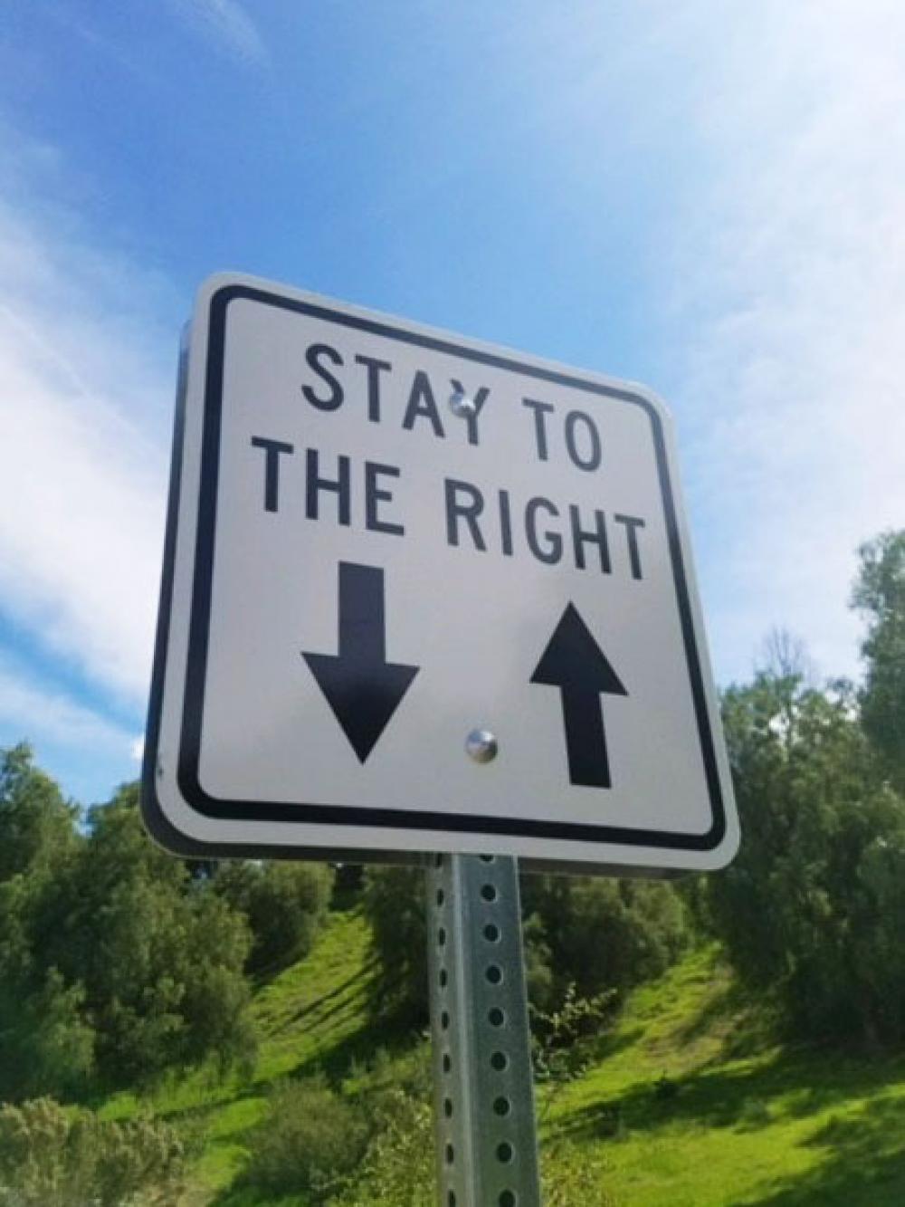 Stay right sign